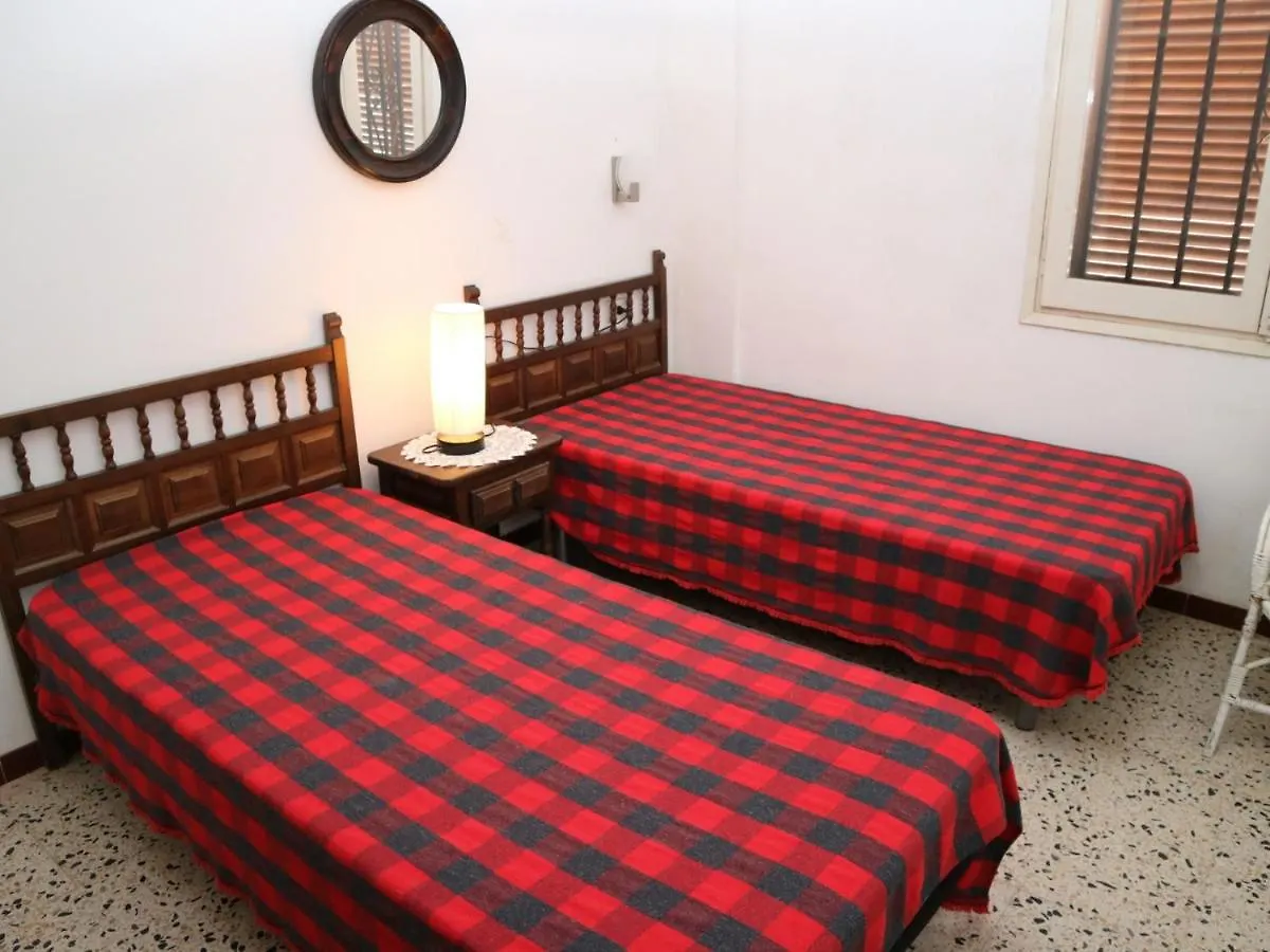 Europa 74 Apartment Roses Spain